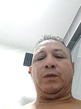 Snapshot of luchoarr chatting on 03-04-25, 10:49 luchoarr online show from 03-04-25, 10:49