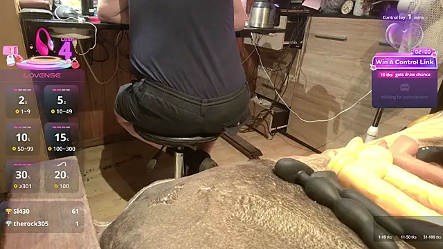 misteryman1956 online show from 07-06-26, 03:03