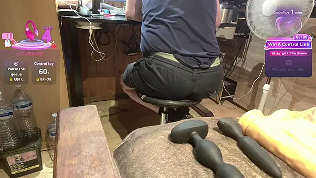 misteryman1956 online show from 07-08-26, 07:35