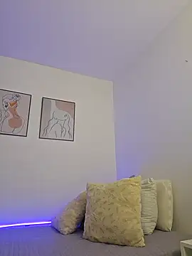 VictoriaEvaans  online show from 01-04-25, 09:52