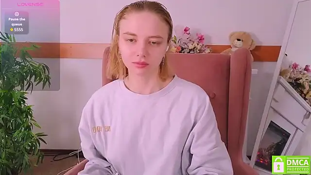 MirraBellanta online show from 11-30-25, 10:25