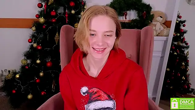 Snapshot of MirraBellanta chatting on 12-21-25, 10:50 MirraBellanta online show from 12-21-25, 10:50