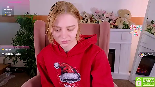 Snapshot of MirraBellanta chatting on 01-12-26, 10:37 MirraBellanta online show from 01-12-26, 10:37