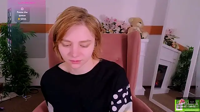 Snapshot of MirraBellanta chatting on 02-11-26, 12:48 MirraBellanta online show from 02-11-26, 12:48