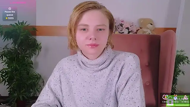 Snapshot of MirraBellanta chatting on 02-28-26, 11:50 MirraBellanta online show from 02-28-26, 11:50