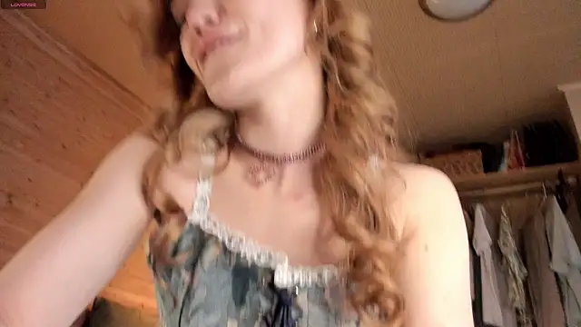 such juicee online show from 12-06-24, 09:21