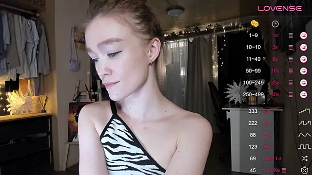 such juicee online show from 01-30-25, 05:49