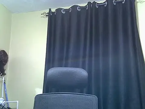 Horny-slut  online show from 11-05-25, 03:12