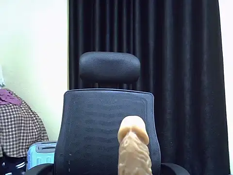 Snapshot of Horny-slut_ chatting on 07-05-26, 05:09 Horny-slut online show from 07-05-26, 05:09