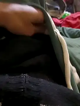 Snapshot of HammeryourVagina chatting on 12-27-24, 05:05 HammeryourVagina online show from 12-27-24, 05:05