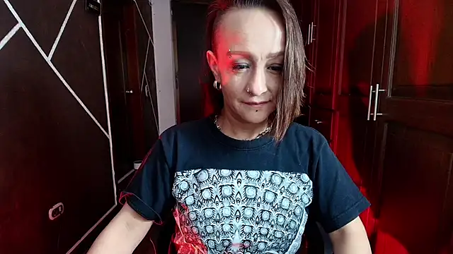 Snapshot of NatashaMason_ chatting on 02-05-25, 11:44 NatashaMason online show from 02-05-25, 11:44