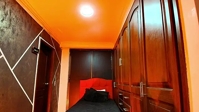 Snapshot of NatashaMason_ chatting on 02-13-25, 11:39 NatashaMason online show from 02-13-25, 11:39