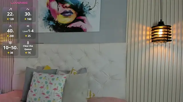 nicole  parker1 online show from 03-22-25, 12:35