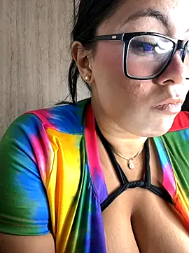 Snapshot of linatarens chatting on 10-05-25, 02:37 linatarens online show from 10-05-25, 02:37