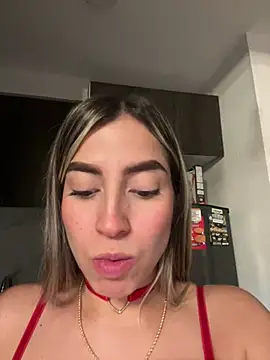 Snapshot of Issabela_G1 chatting on 12-22-24, 06:06 Issabela G1 online show from 12-22-24, 06:06
