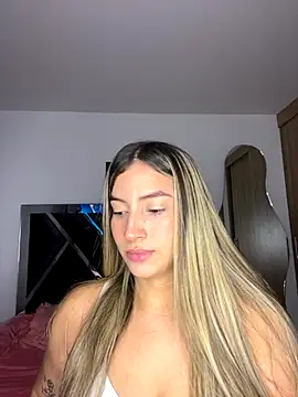 Snapshot of Issabela_G1 chatting on 09-13-25, 01:16 Issabela G1 online show from 09-13-25, 01:16