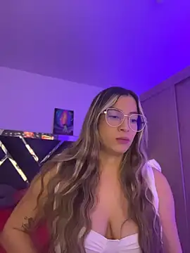 Issabela G1 online show from 07-20-26, 03:32