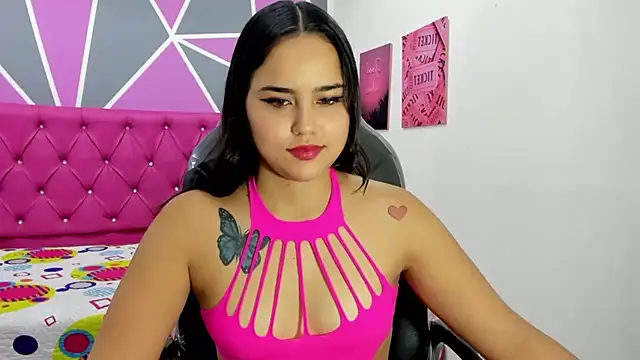 Snapshot of Helen_russo chatting on 03-01-25, 05:49 Helen russo online show from 03-01-25, 05:49