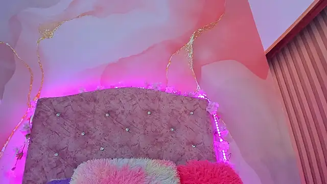 Bella  sweet online show from 02-22-25, 06:41