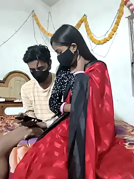 Snapshot of Lily_Baby_ chatting on 11-24-25, 04:12 Lily Baby online show from 11-24-25, 04:12