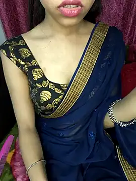 Snapshot of Sexy-ashi chatting on 01-25-25, 06:01 Sexy-ashi online show from 01-25-25, 06:01