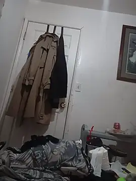 gemini12838 online show from 04-22-26, 09:33