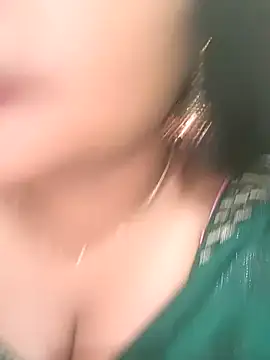 Snapshot of Ashwini_Gowda_91 chatting on 12-14-24, 05:25 Ashwini Gowda 91 online show from 12-14-24, 05:25