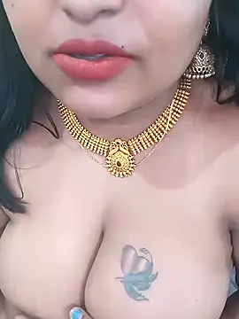 Snapshot of Ashwini_Gowda_91 chatting on 12-29-24, 05:44 Ashwini Gowda 91 online show from 12-29-24, 05:44