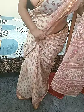 Snapshot of Ashwini_Gowda_91 chatting on 12-31-24, 06:02 Ashwini Gowda 91 online show from 12-31-24, 06:02