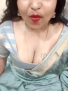 Snapshot of Ashwini_Gowda_91 chatting on 02-23-25, 05:18 Ashwini Gowda 91 online show from 02-23-25, 05:18