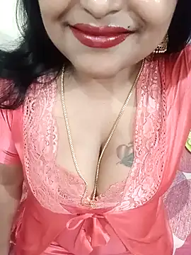 Snapshot of Ashwini_Gowda_91 chatting on 03-22-25, 06:00 Ashwini Gowda 91 online show from 03-22-25, 06:00