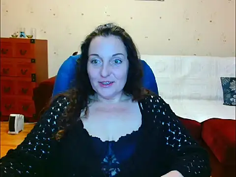 Alice3694 online show from 04-19-26, 02:44