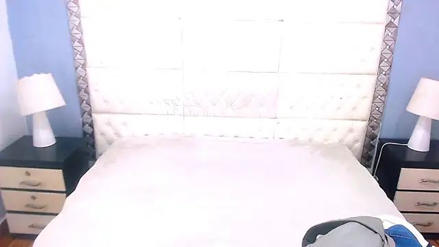 Snapshot of Cheelsea_ chatting on 12-10-24, 09:00 Cheelsea  online show from 12-10-24, 09:00