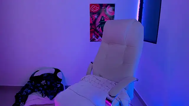 Snapshot of Cheelsea_ chatting on 02-28-25, 05:48 Cheelsea  online show from 02-28-25, 05:48