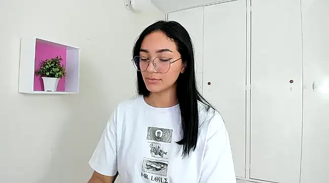 ASIAM BRUNET online show from 01-11-25, 04:14