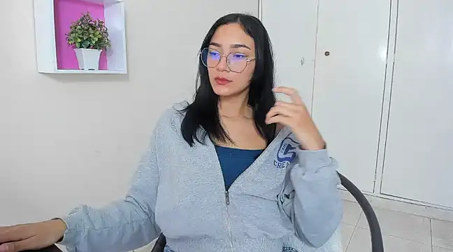 ASIAM BRUNET online show from 03-04-25, 01:59