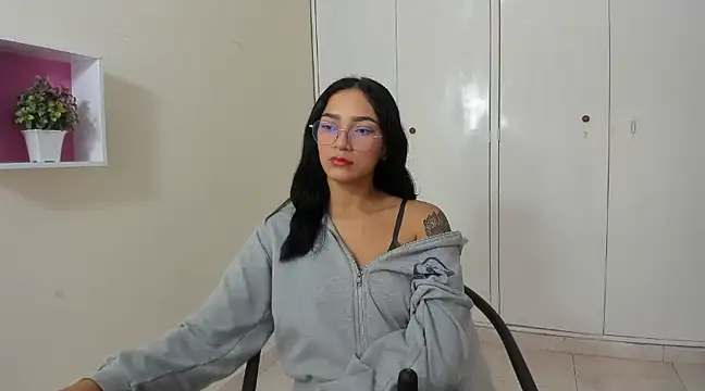 ASIAM BRUNET online show from 03-13-25, 12:56