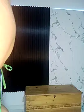 mile uribe online show from 10-05-25, 03:16