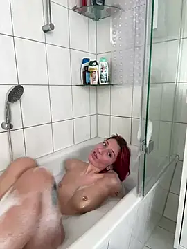 Snapshot of SonjaPrivat69_ chatting on 01-19-25, 12:28 SonjaPrivat69 online show from 01-19-25, 12:28