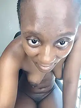 Snapshot of Lucy_Blacksilk chatting on 01-08-26, 11:01 Lucy Blacksilk online show from 01-08-26, 11:01