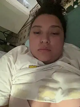 cutiepeach online show from 10-24-25, 09:44