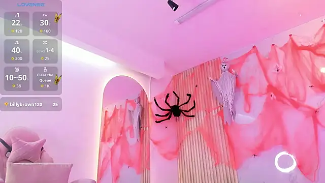 Aria montgomeri online show from 10-28-25, 02:20