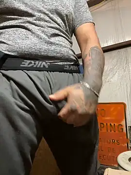 yomanfriend online show from 12-15-24, 03:31