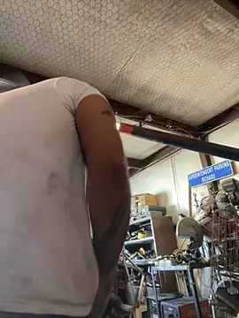 yomanfriend online show from 12-21-24, 08:32