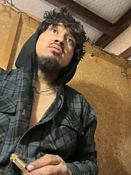 yomanfriend online show from 12-21-24, 11:34