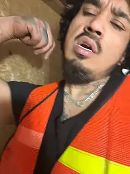 yomanfriend online show from 12-25-24, 04:22