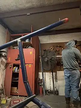 yomanfriend online show from 01-17-25, 02:29