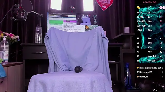 Snapshot of Raissa_sky26 chatting on 12-30-24, 05:37 Raissa sky26 online show from 12-30-24, 05:37