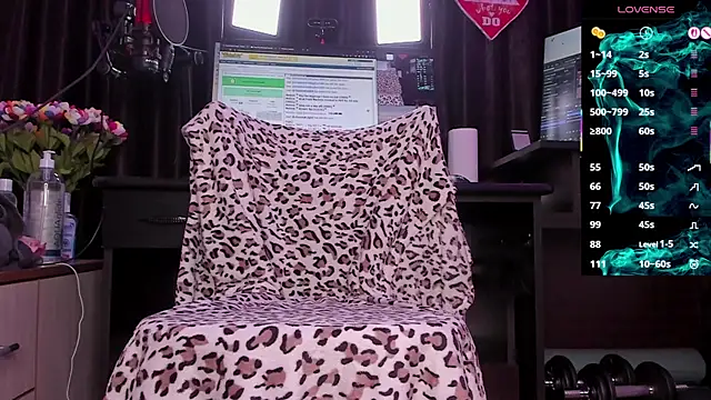 Snapshot of Raissa_sky26 chatting on 09-16-25, 02:45 Raissa sky26 online show from 09-16-25, 02:45