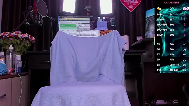 Snapshot of Raissa_sky26 chatting on 09-22-25, 02:46 Raissa sky26 online show from 09-22-25, 02:46